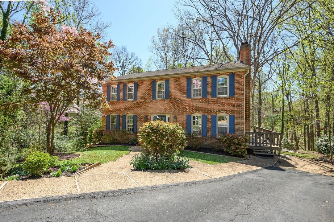 104 Smithfield Ct in Charlottesville, VA - Building Photo