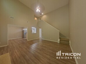 6013 Patric Alan Ct in Charlotte, NC - Building Photo - Building Photo