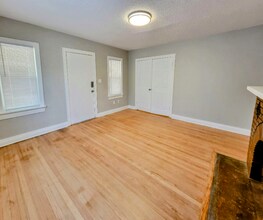 2528 NW 11th St in Oklahoma City, OK - Building Photo - Building Photo