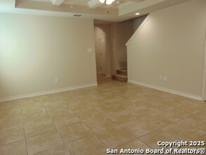 7113 Micayla Cv in San Antonio, TX - Foto de edificio - Building Photo