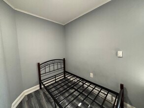 516 E Jersey St, Unit 3 in Elizabeth, NJ - Building Photo - Building Photo