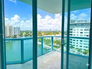 6000 Indian Creek Dr in Miami Beach, FL - Building Photo - Building Photo