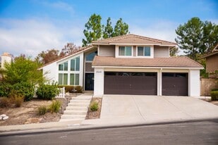 25645 Ashby Way in Lake Forest, CA - Building Photo