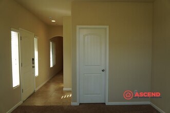 13508 Sunlight Star St in Bakersfield, CA - Building Photo - Building Photo