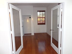 7643 Bristol Cir in Naples, FL - Building Photo - Building Photo