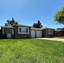 192 Globe Ave in Sacramento, CA - Building Photo - Building Photo