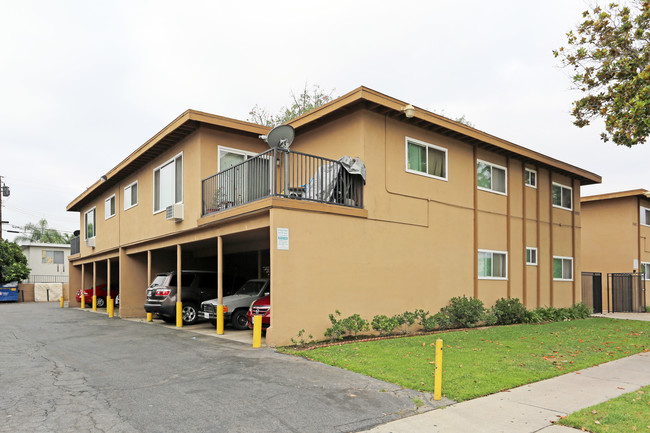 12692 Sunswept Ave in Garden Grove, CA - Foto de edificio - Building Photo