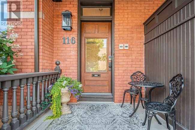 property at 116 Cartier St