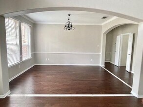 9705 Raven Ln in Irving, TX - Building Photo - Building Photo