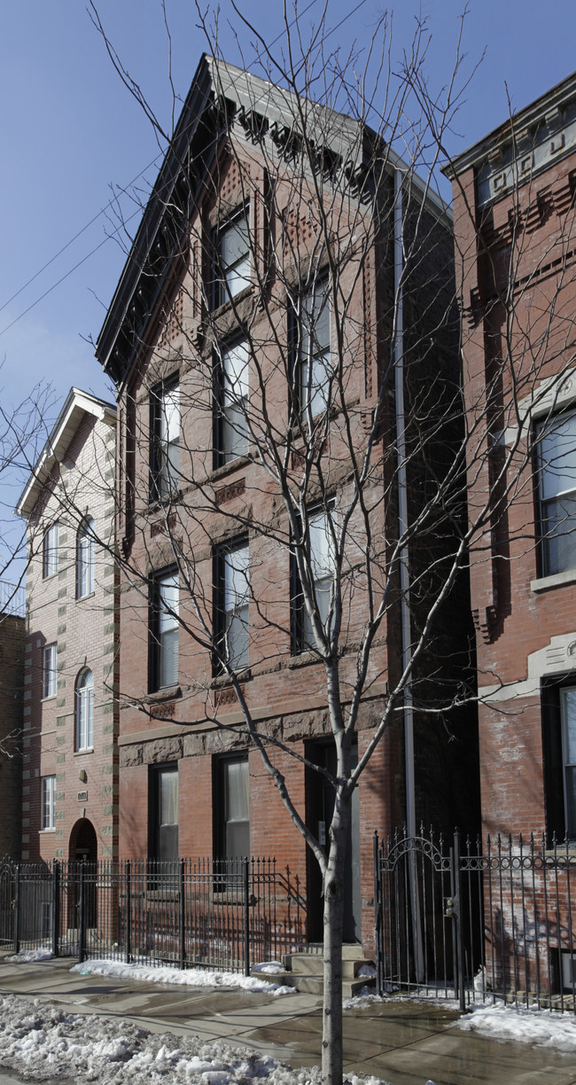 1718 N Ashland Ave in Chicago, IL - Building Photo - Building Photo