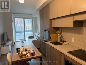 809-808 EGLINTON Ave in Toronto, ON - Building Photo - Building Photo
