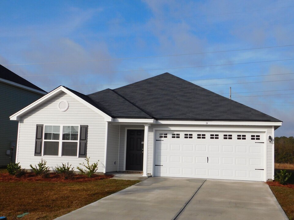 58 Hasty Point Rd in Port Wentworth, GA - Building Photo