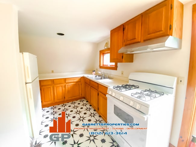 140 W Hill Rd in Worcester, VT - Building Photo - Building Photo