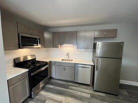 4747 N Ronald St Apartamentos