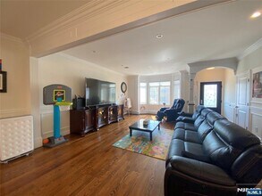 235A Glen Ave in Palisades Park, NJ - Building Photo - Building Photo