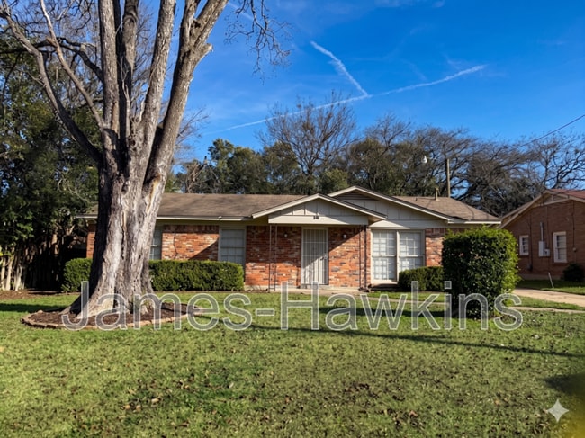 property at 5125 E Linda Cir