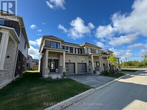 38 Hickey Ln in Kawartha Lakes, ON - Building Photo - Building Photo
