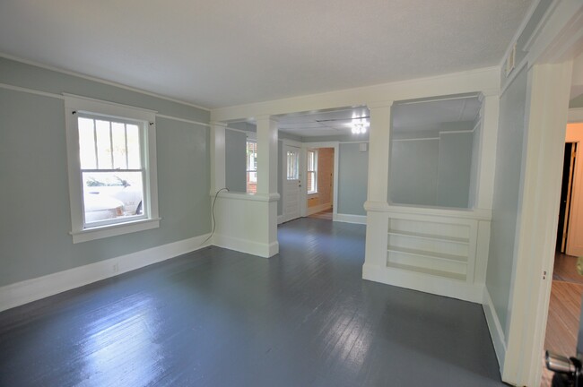 715 E 9th St in Anniston, AL - Building Photo - Building Photo