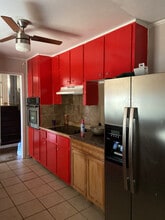 Room in Duplex on Valley Brook Dr in Riverdale, GA - Building Photo - Building Photo
