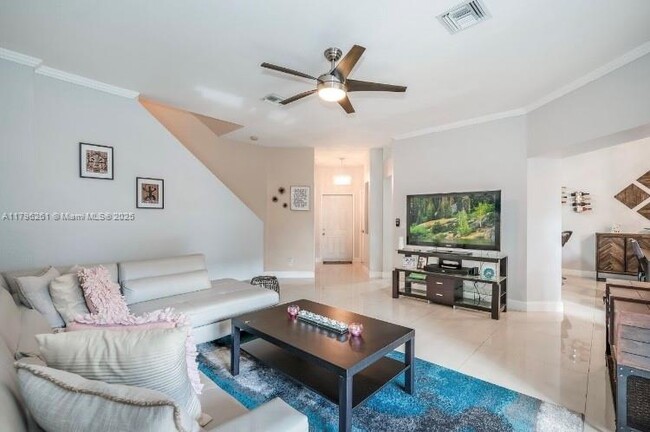 5675 NW 120th Terrace in Coral Springs, FL - Building Photo - Building Photo