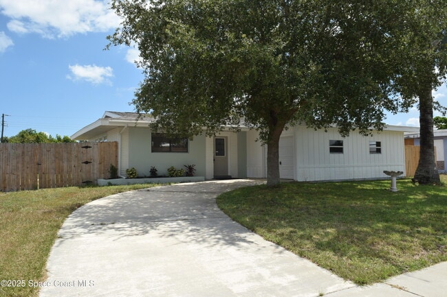 property at 789 Angle St NE