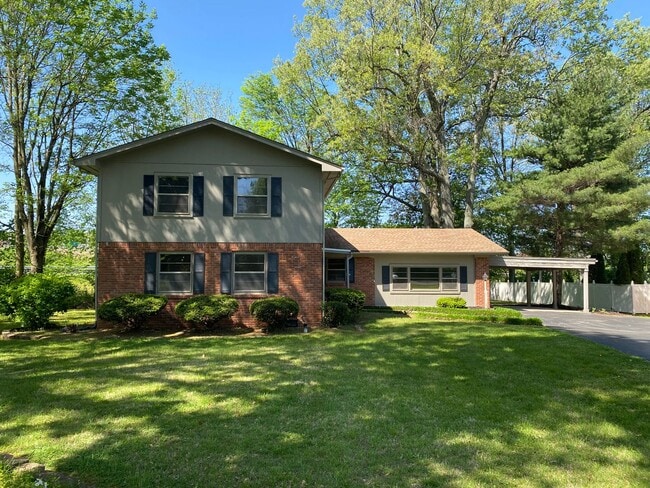 property at 315 Kennedy Rd