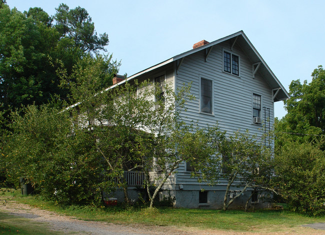 2817 Wade Ave in Raleigh, NC - Building Photo - Building Photo