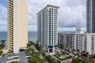 17275 Collins Ave Apartments