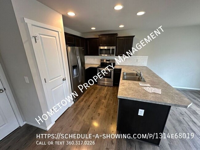 6919 Sweetgum Ave NE in Lacey, WA - Building Photo - Building Photo