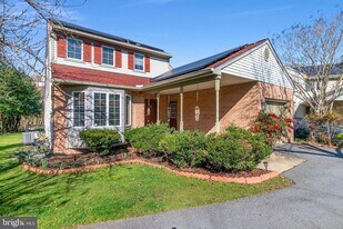 4905 Colonel Addison Pl in Upper Marlboro, MD - Building Photo
