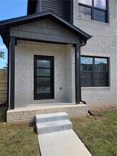 1002 N Crater Ave in Fayetteville, AR - Building Photo - Building Photo