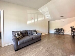 200 Talus Way, Unit 434 in Reno, NV - Building Photo - Building Photo