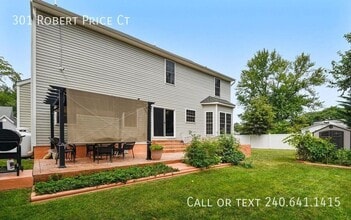 301 Robert Price Ct in Glen Burnie, MD - Building Photo - Building Photo