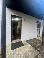 860 Monroe Dr NE in Atlanta, GA - Building Photo
