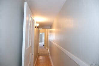 82 Fargo Ave in Buffalo, NY - Foto de edificio - Building Photo