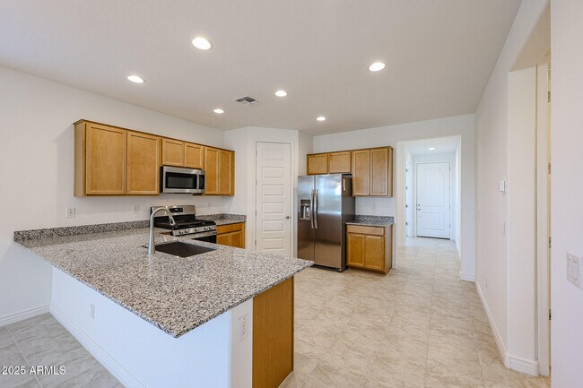 5015 N 88th Ave in Glendale, AZ - Building Photo - Building Photo