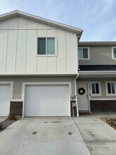 393 W 625 N in Payson, UT - Foto de edificio - Building Photo