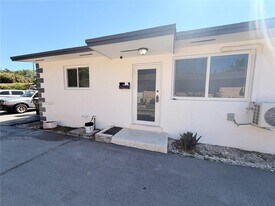95-97-97 NE 168th St in North Miami Beach, FL - Building Photo