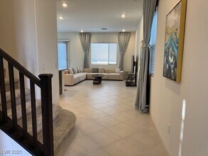 11880 Black Canary Ave in Las Vegas, NV - Building Photo - Building Photo