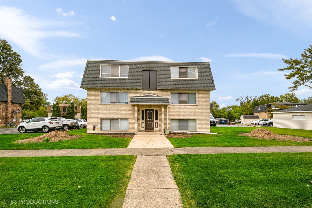 7081 Apartments in Tinley Park, IL - Building Photo