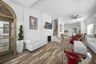 331 NW 1st Ave, Unit b in Boynton Beach, FL - Building Photo - Building Photo