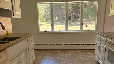 120 Peters Ln in Stratford, CT - Building Photo - Building Photo