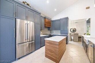 11768 Carradale Ct in Naples, FL - Building Photo - Building Photo