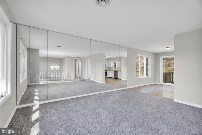 301 County House Rd in Washington Township, NJ - Building Photo - Building Photo