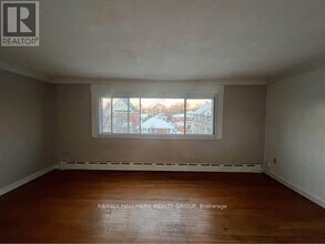 72 St Francis St in Ottawa, ON - Building Photo - Building Photo