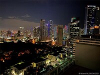 1643 Brickell Ave, Unit 1704 in Miami, FL - Foto de edificio - Building Photo