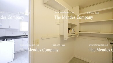 2944 1/2 Felton St in San Diego, CA - Foto de edificio - Building Photo