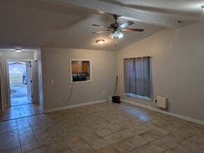 714 59th Ave Dr W in Bradenton, FL - Building Photo - Building Photo