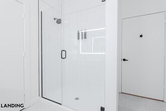 2623 Keene St, Unit 391 in Houston, TX - Building Photo - Building Photo