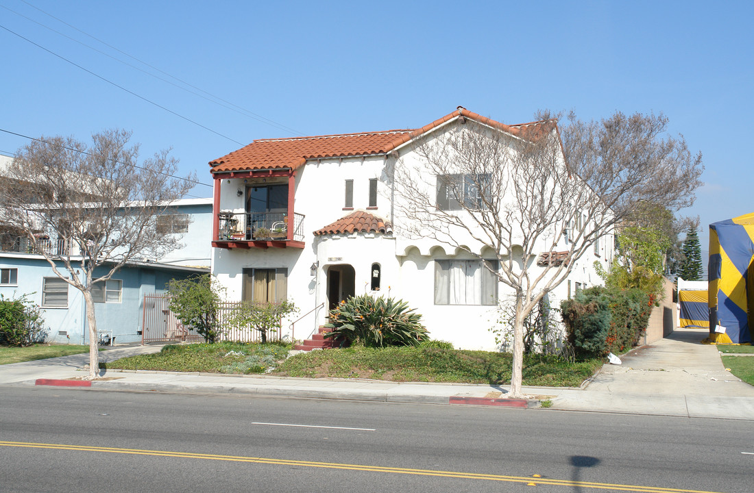 619 E Chevy Chase Dr in Glendale, CA - Building Photo